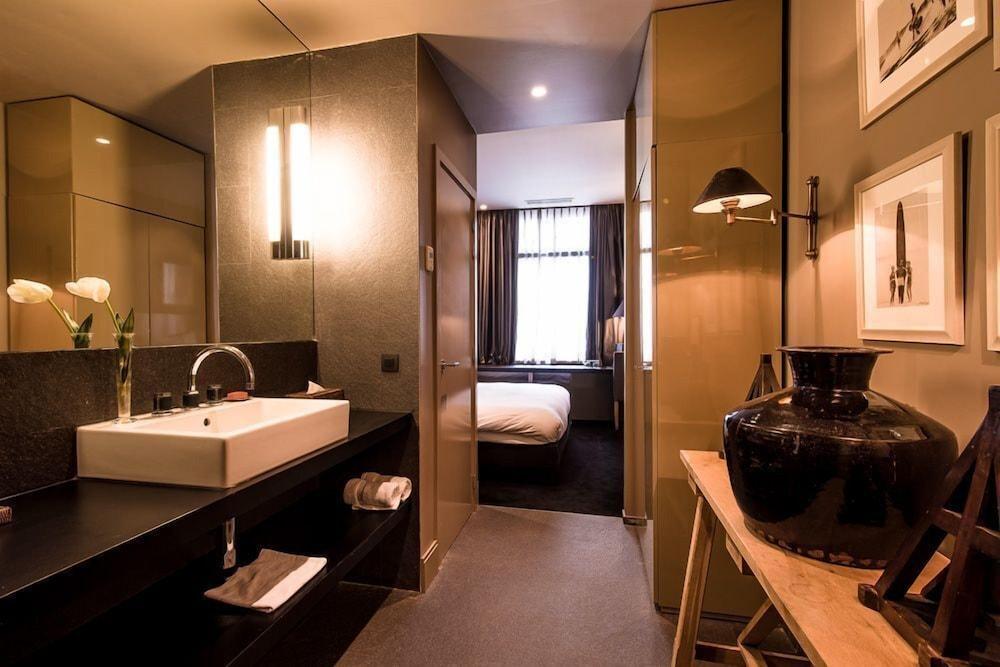 Hotel Les Nuits Anversa Esterno foto