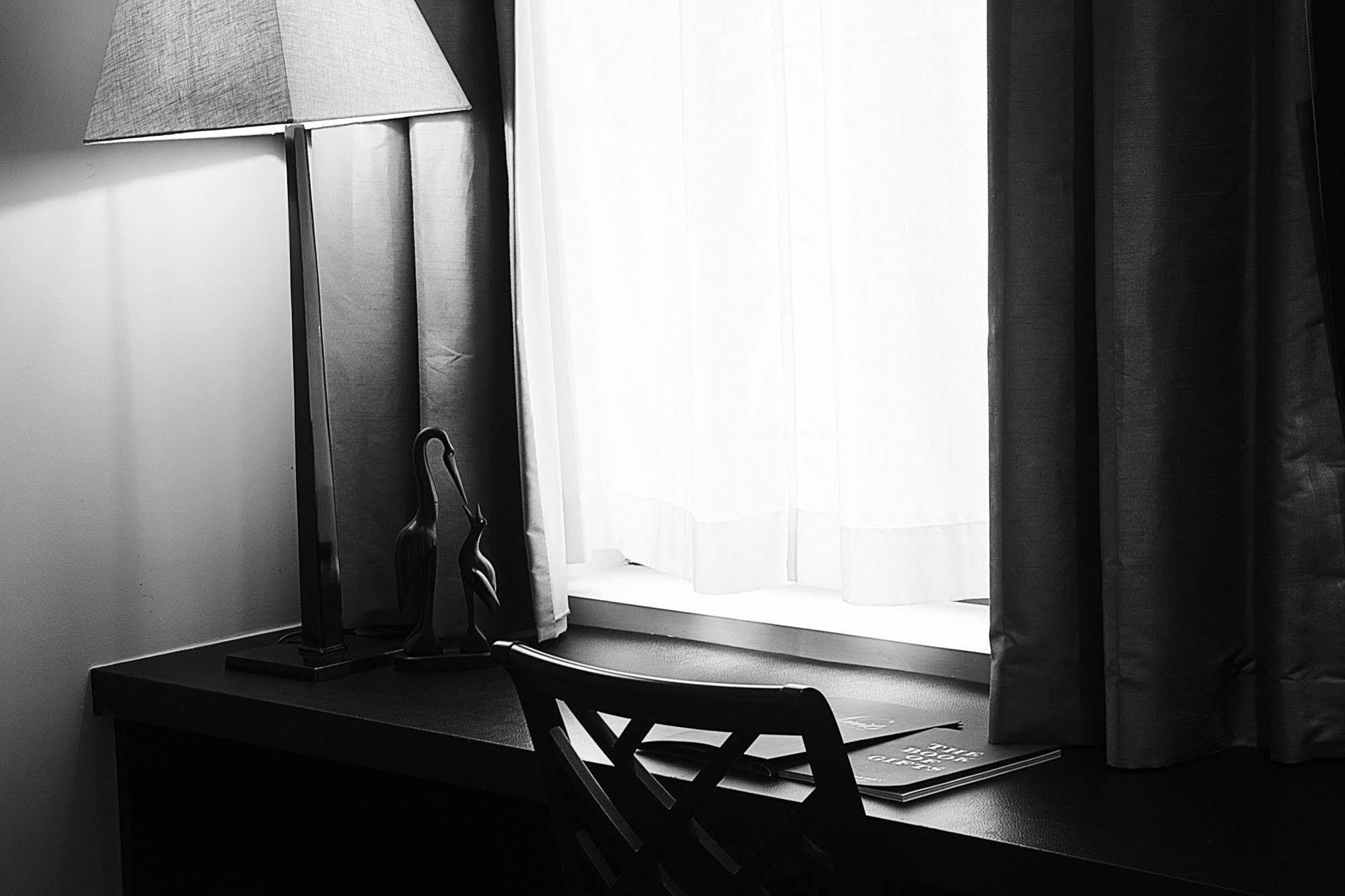 Hotel Les Nuits Anversa Esterno foto